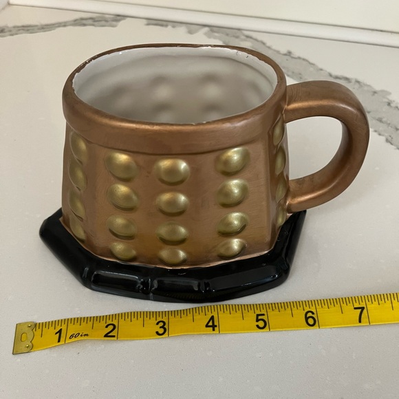 Doctor Who Dalek 3D Mug - Picture 7 of 7